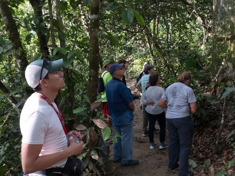 Besucher im Tierrettunszentrum