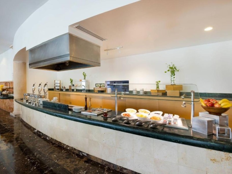 Courtyard by Marriott - Frühstück