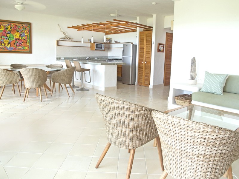 Las Villas Akumal - 2-BR Oceanview