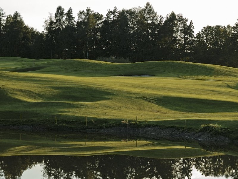 Ropice Golf Course 
