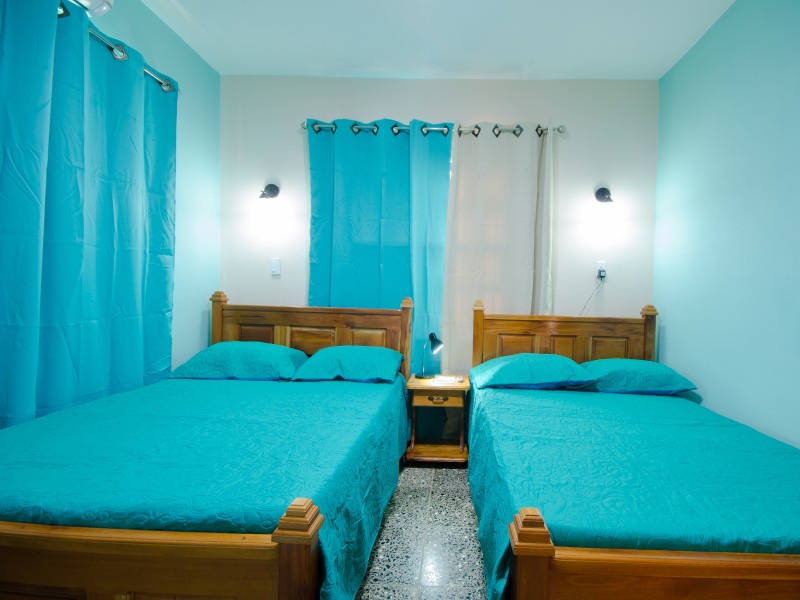 Cristina y Elieser - Schlafzimmer blau