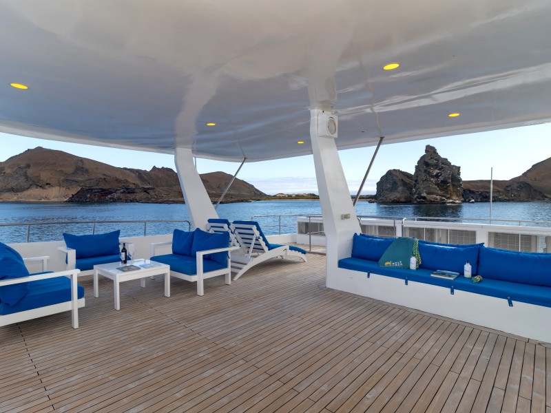 Tip Top II Sun Deck Front