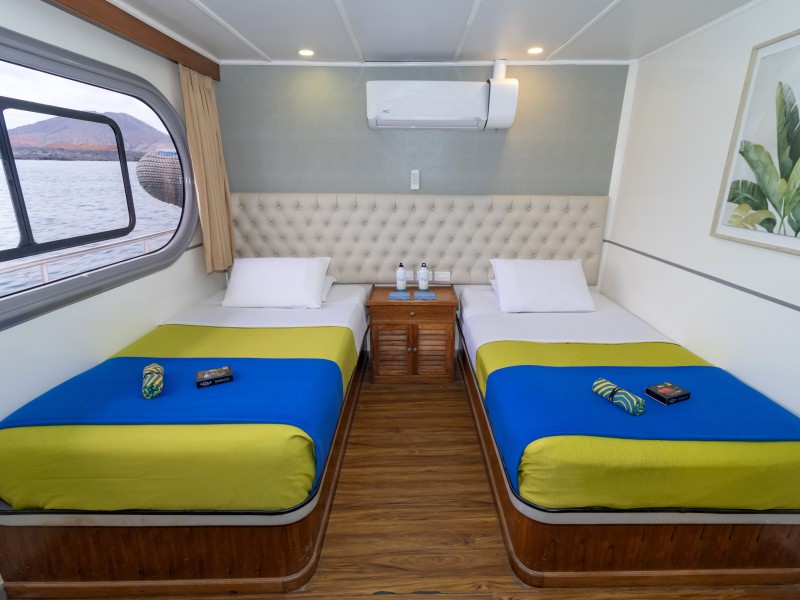 Tip Top II , Twin Bed , Main Deck 