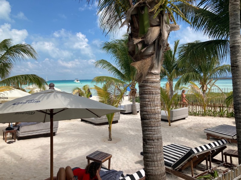 Casa del Jaguar - Beachclub