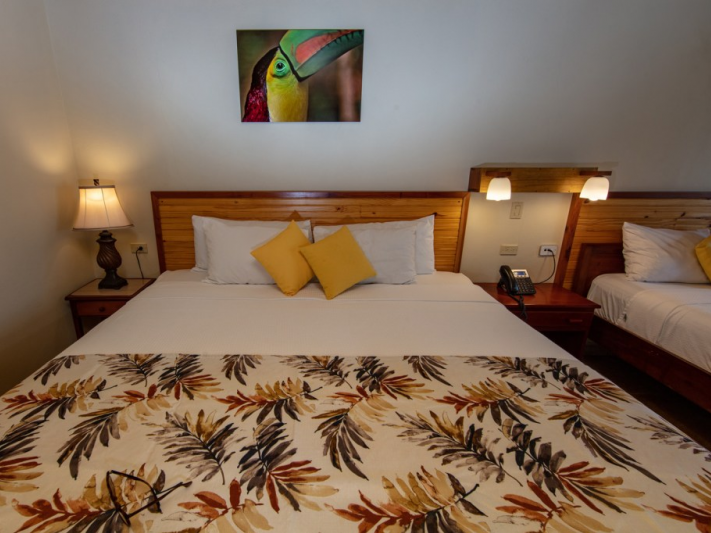 Pelican Beach Resort - Seaside Zimmer