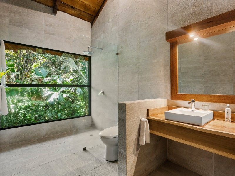 Sacha Lodge - Standard Cabana Badezimmer