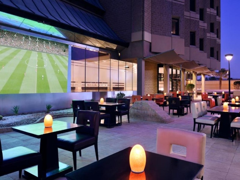 Intercontinental Riyadh, terrace