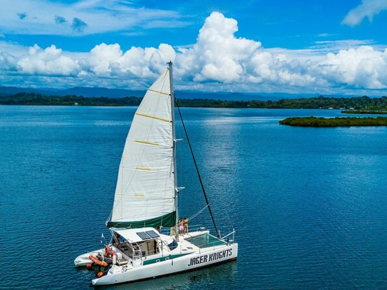 Bocas del Toro Catamaran Sailing Day Tou