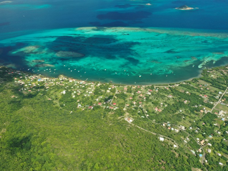 SHELTERED ANCHORAGE IN CARRIACOU