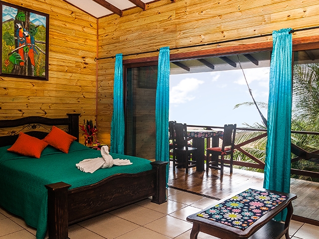 Pirate Cove - Deluxe Cabin