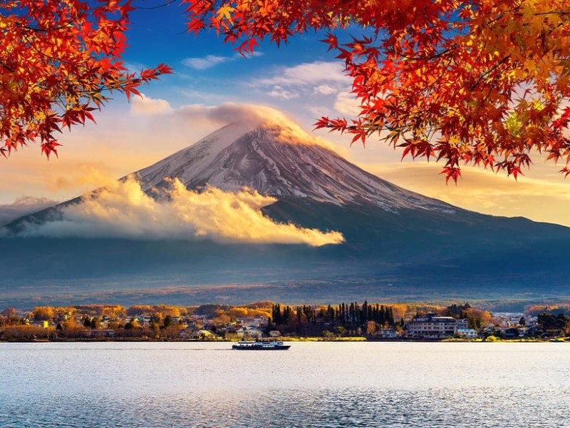Mount Fuji, Kawaguchi Lake, Oshino Hakka