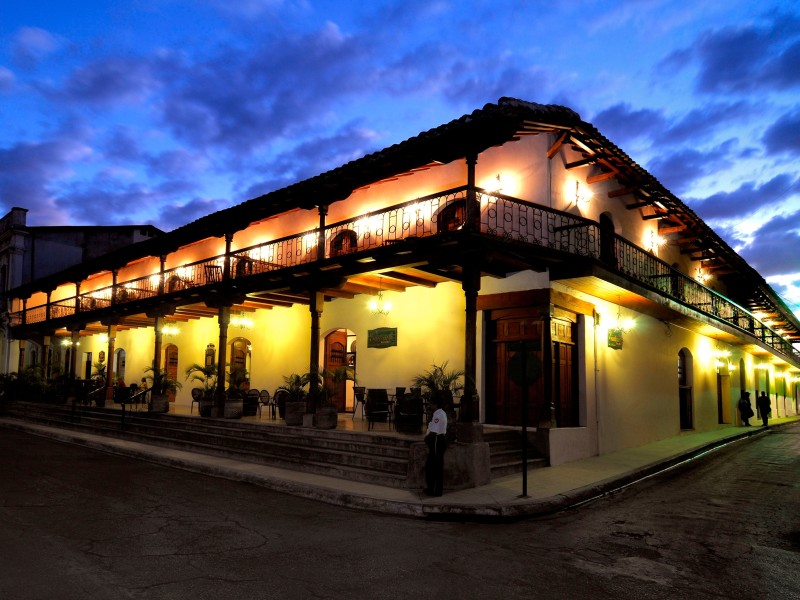 Plaza Colón - Fassade