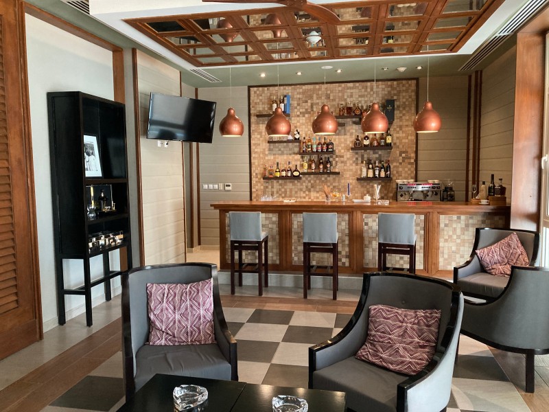 Cayo Guillermo Kempinski - Cigar Lounge