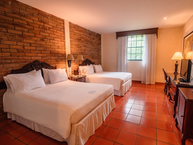 El Convento - Executive