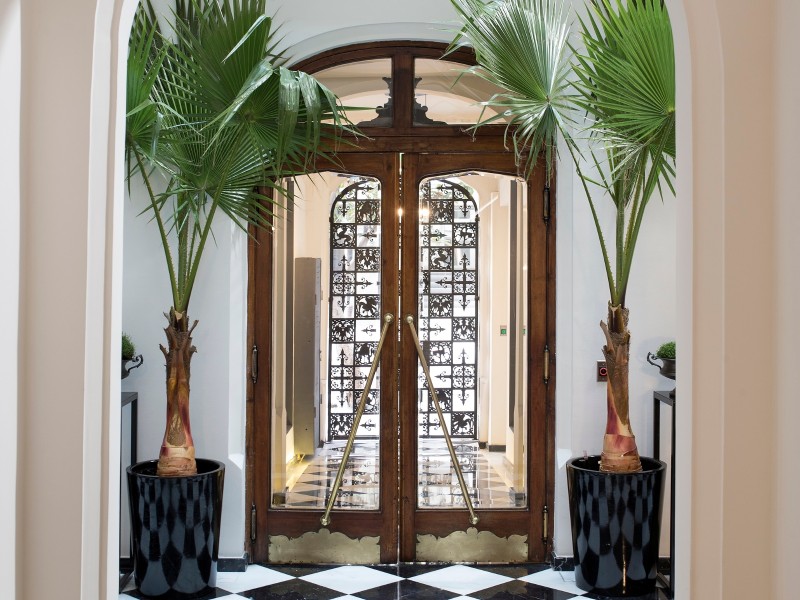 Magnolia - Hoteleingang