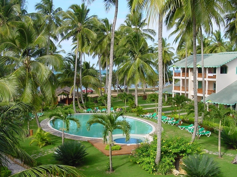 Playa Colibri - Hotelanlage mit Pool