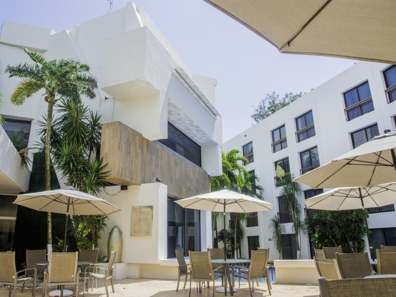 Capital Plaza - Restaurant