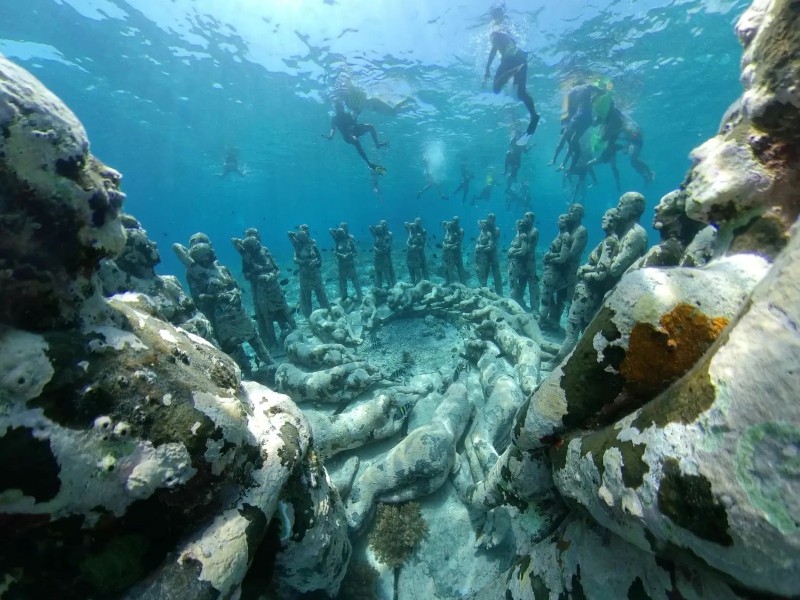 Molinere Bay Underwater Sculpture Park