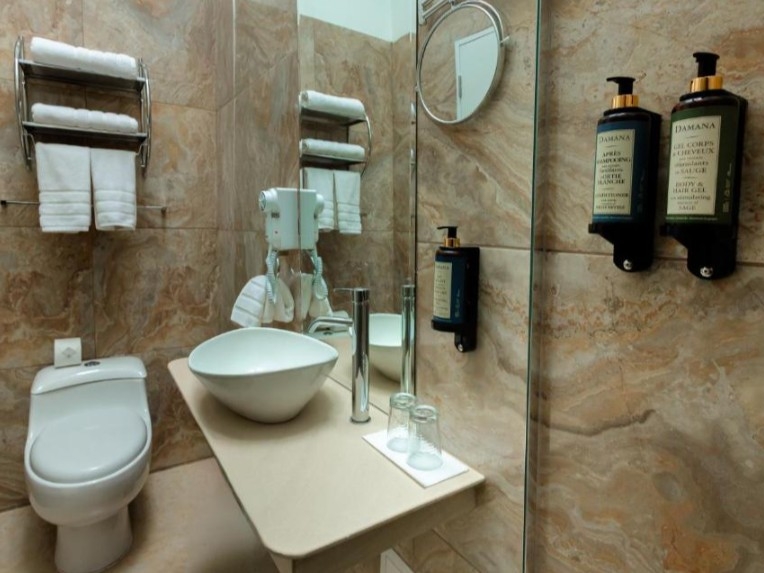 7 Toritos_Toilette