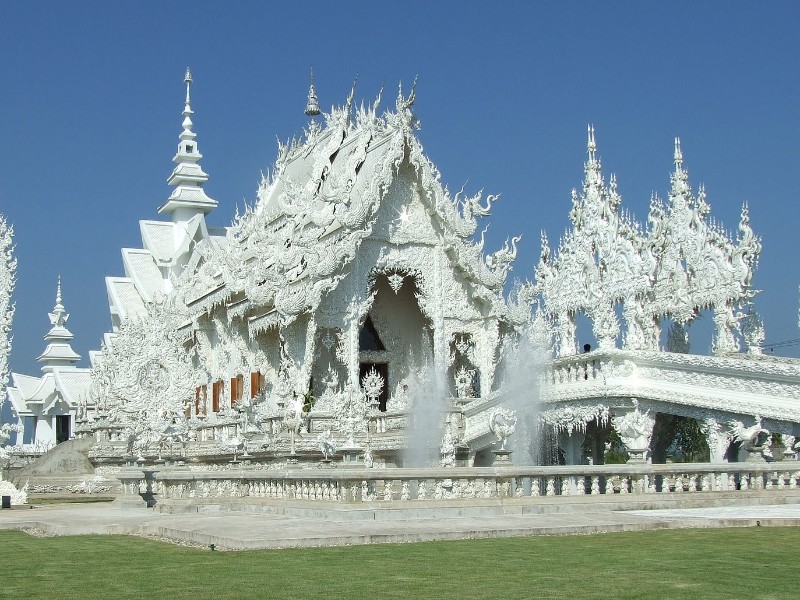 Wat Rong Khun Chiang Rai