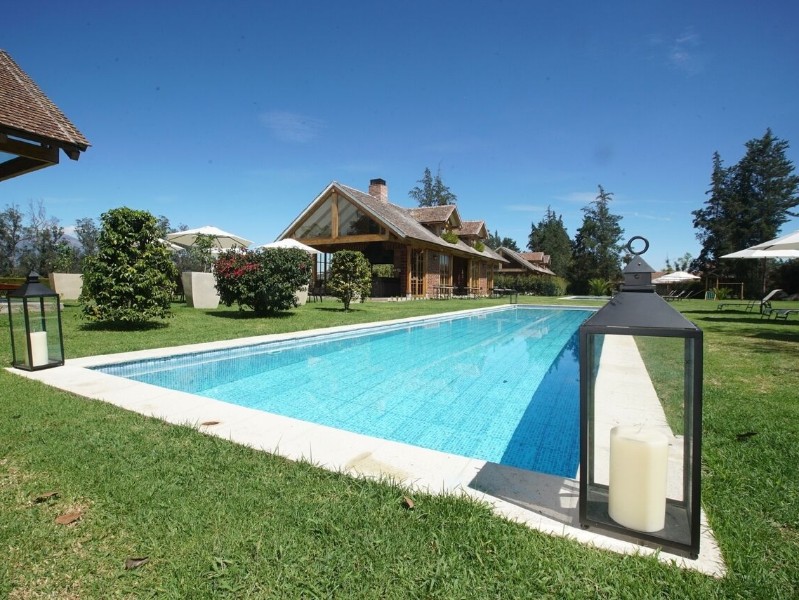 Sehr gepflegte Poolanlage