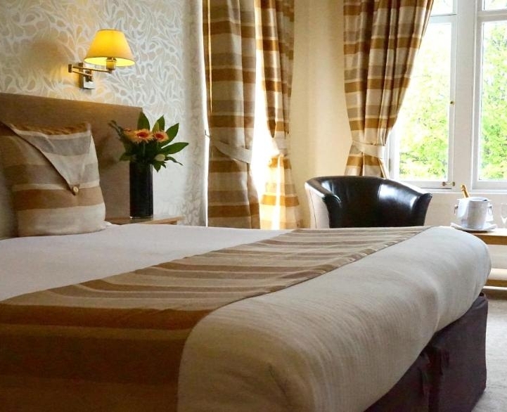 Glen Mhor Hotel King Room 2