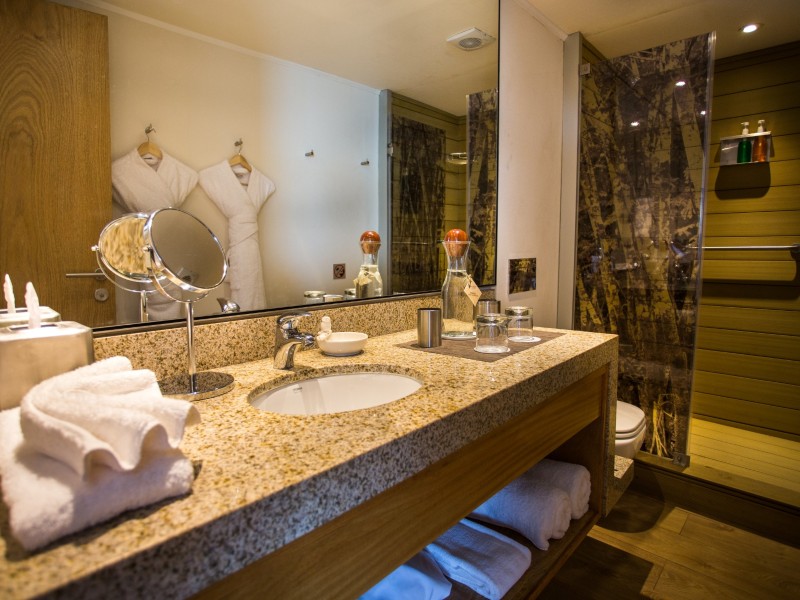 Delfin III Suite Badezimmer