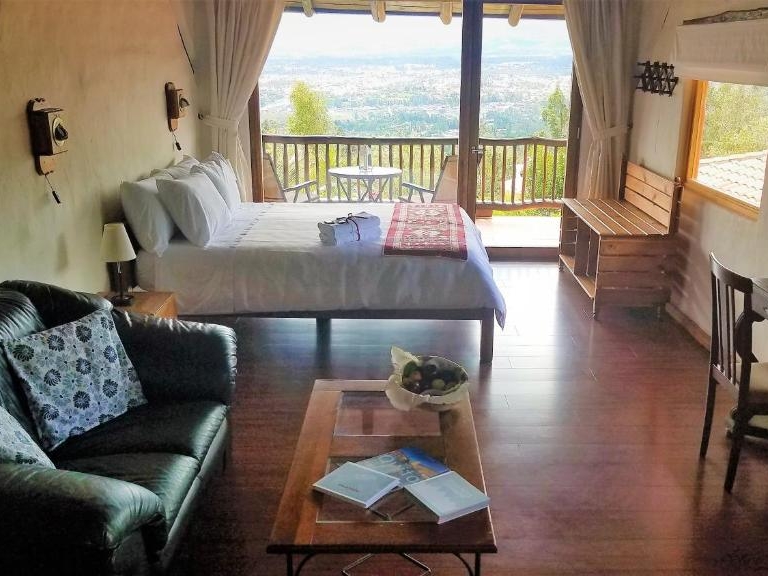 Zimmer mit Wohnzimmer Ilatoa Lodge