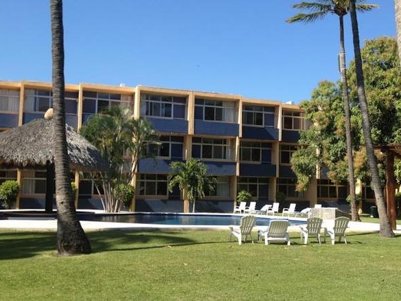 Calli - Pool & Garten