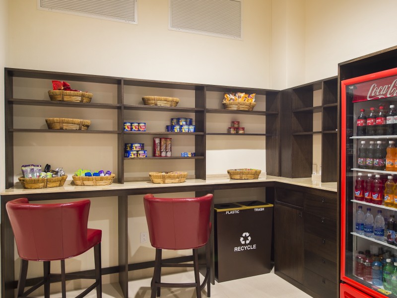 Four Points - Snack bar