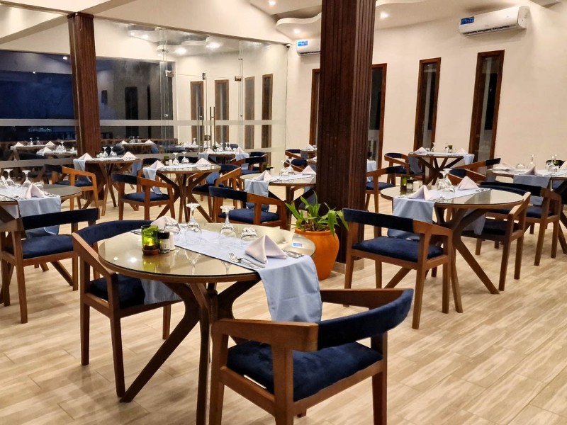 Dream of Zanzibar Blue Waves Restaurant