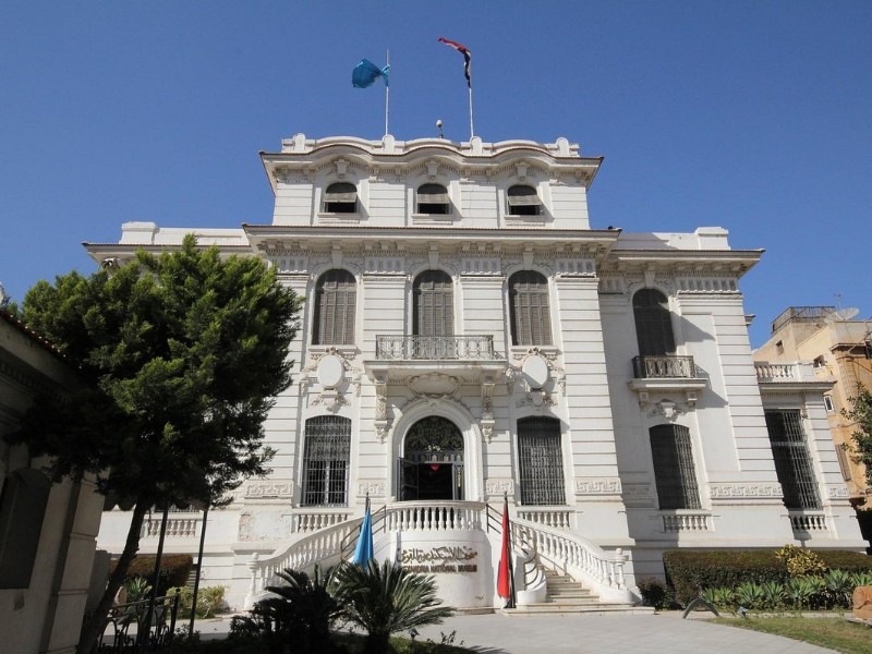 Discover Alexandria's history and beauty