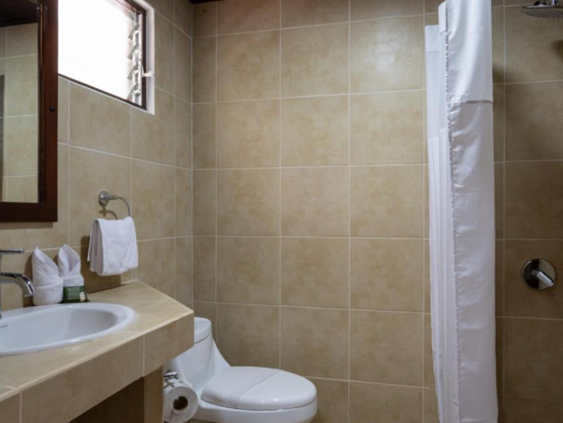 Fuego del Sol Hotel_WC