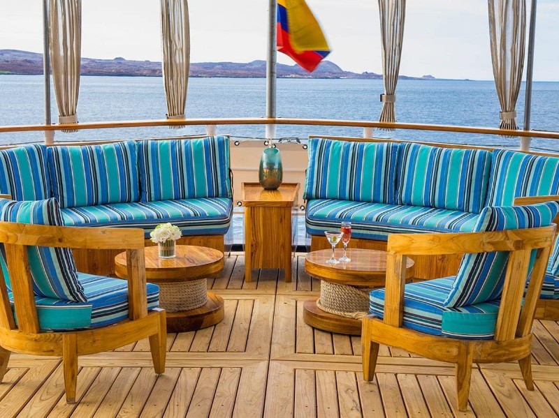 Oberdeck Lounge: Perfekte Aussicht