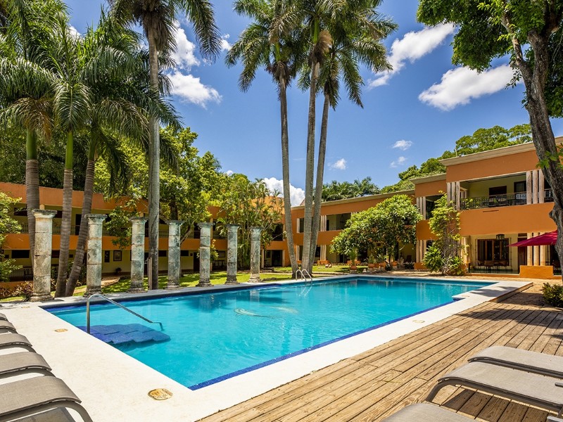 Hacienda Uxmal - Pool