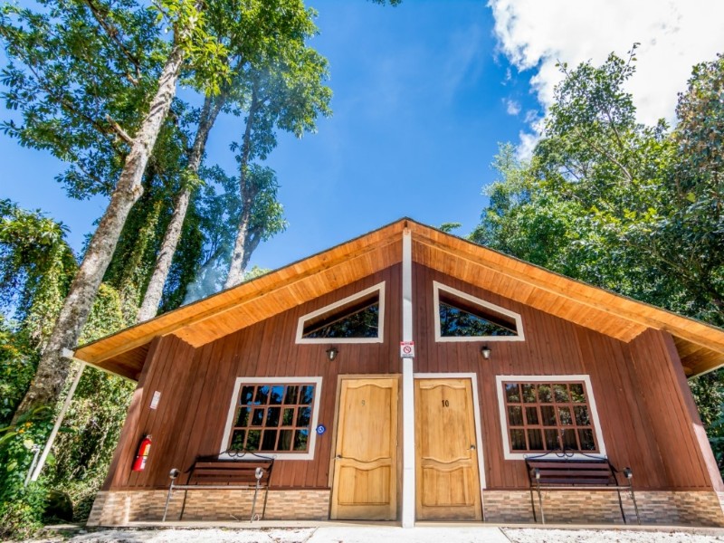 Sueños del Bosque - Bungalow mit Kamin