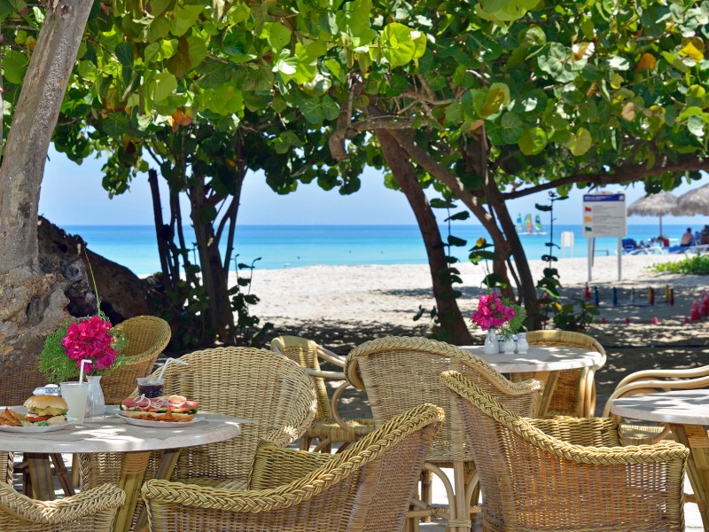 Melia Las Americas Snack Bar