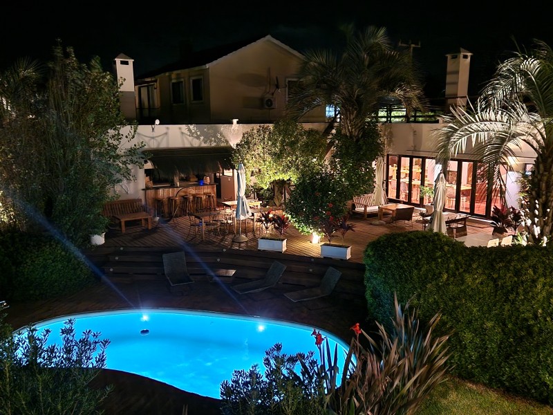 Brisas de la Pedrera - Pool bei Nacht