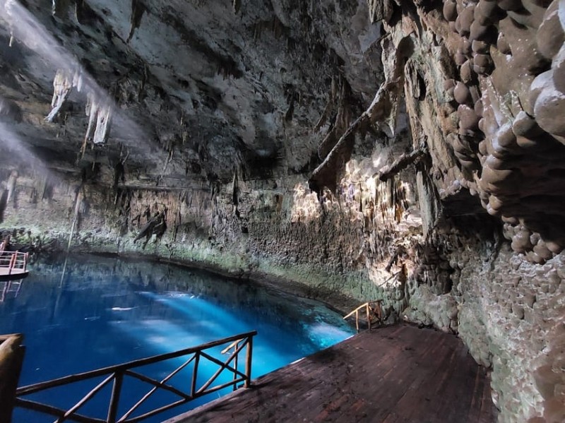 Chichen Itza and 3 Cenotes Tour