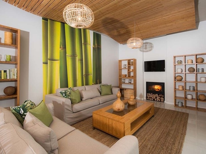 Bamboo Guest House Lounge