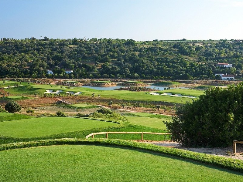 Amendoeira Faldo Course