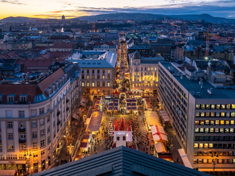  Budapest in S. Stephen square 