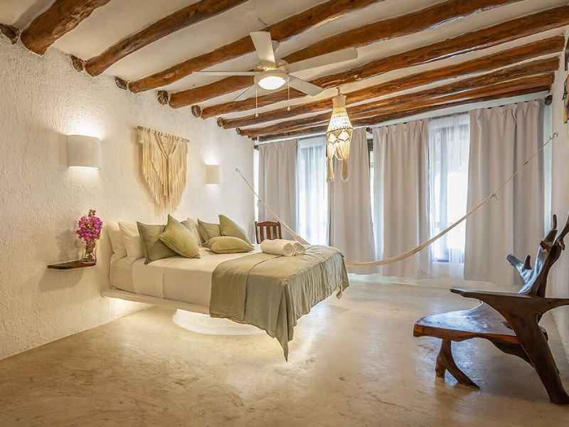 La Palapa - Top Floor Room