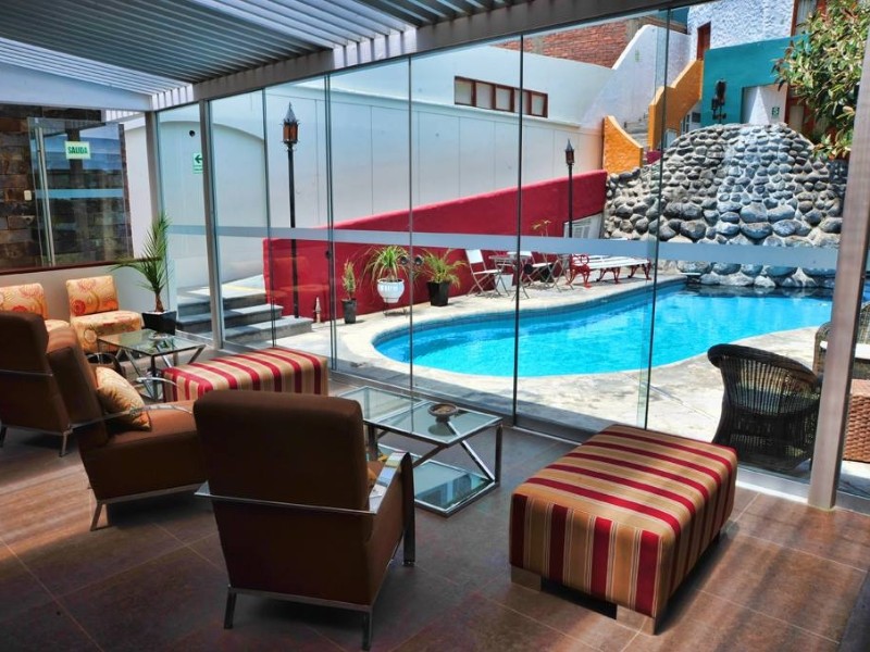 Veranda und Schwimmbad Maison d'Elise