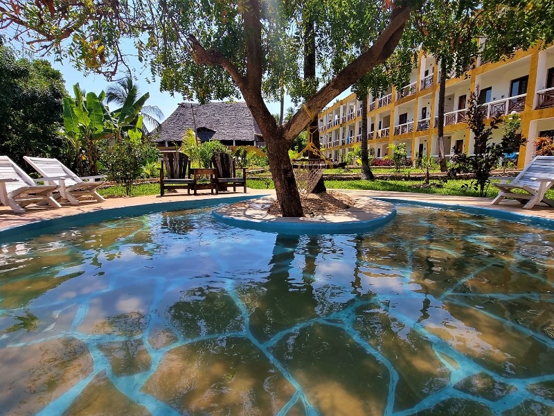 Reef & Beach Kids Pool