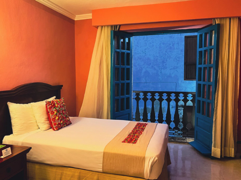 Plaza Colonial_Standard 