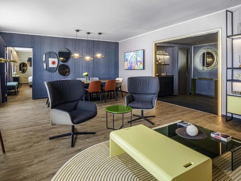 Suite