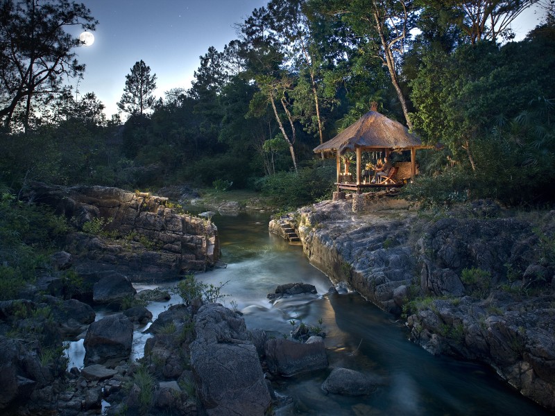 Blancaneaux Lodge - Abendstimmung Fluss