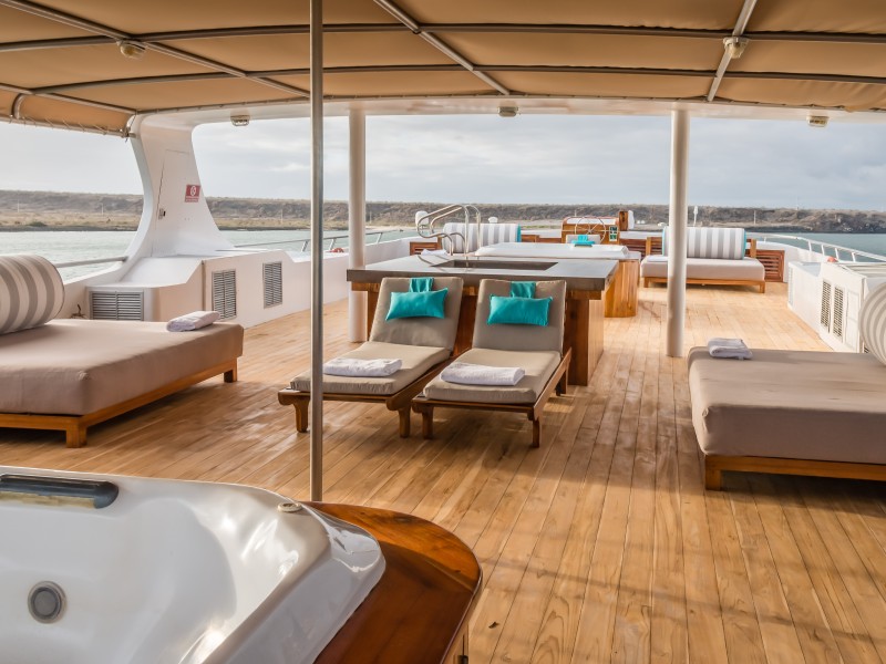 MY Sea Star Sun Deck