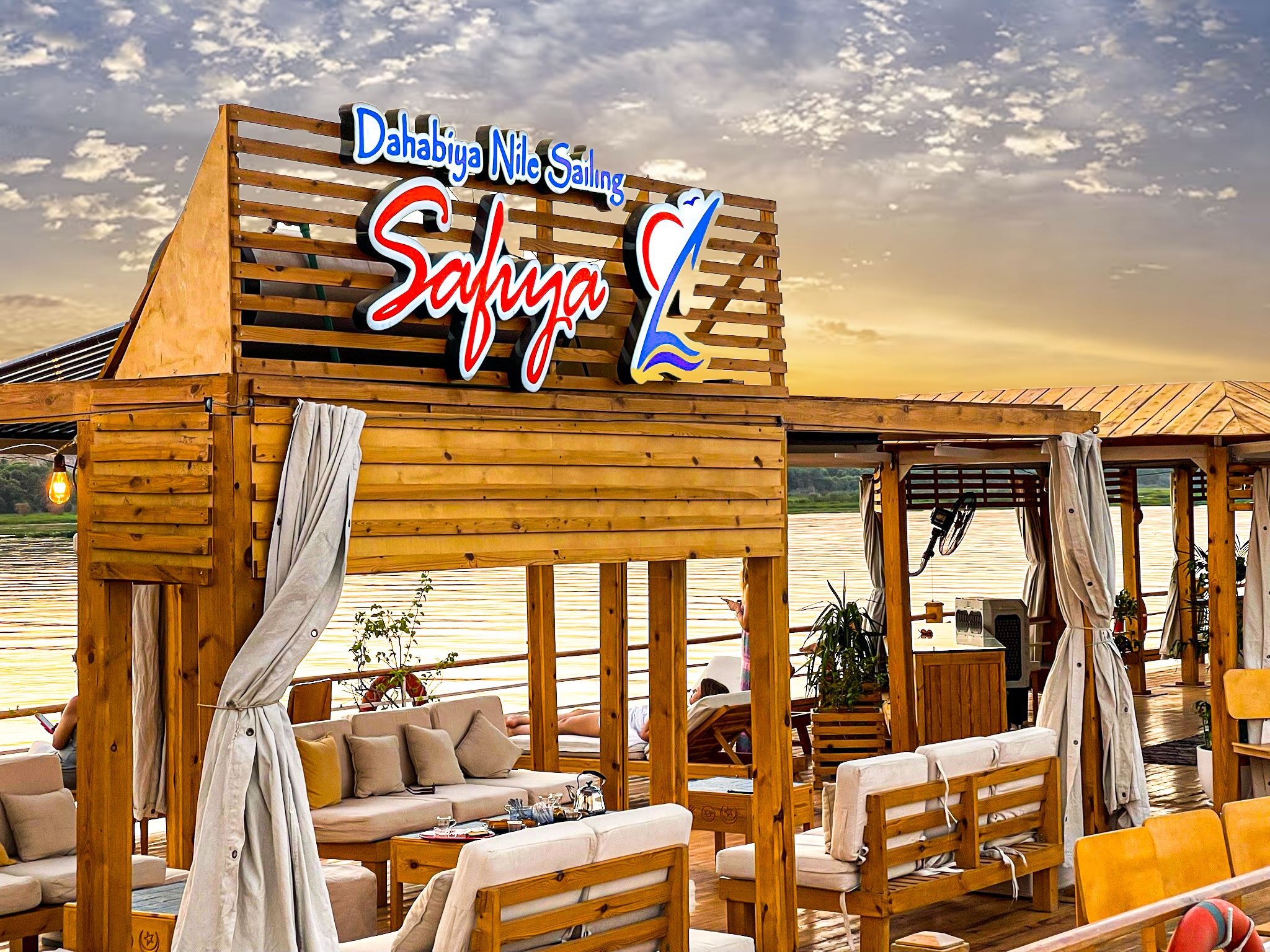 Dahabiya Nile Cruises Esna-0